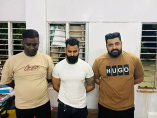 अंबेडकर अस्पताल में पत्रकारों से मारपीट, तीन बाउंसर गिरफ्तार